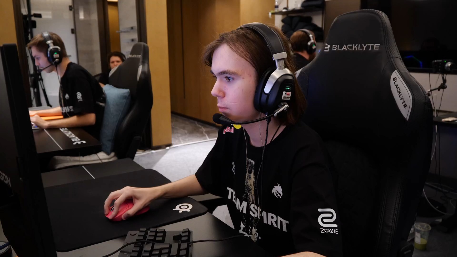 的挑战和期 的挑战和期