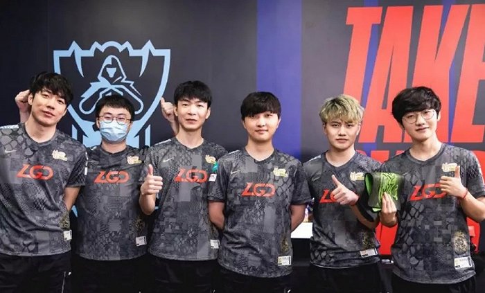 安排还是球 安排还是球