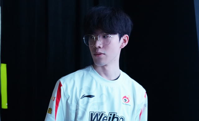 侧向组织 侧向组织